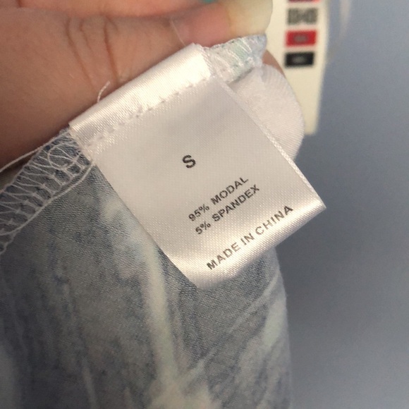 ⭕️ PRICE FIRM NEW Tart Collections Size Small Blue Sapphire Tank Top - Picture 3 of 5